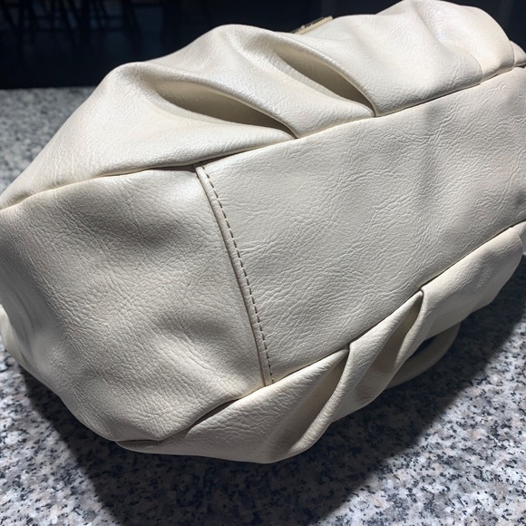 Tommy Hilfiger Cream All Leather Satchel - Picture 4 of 9